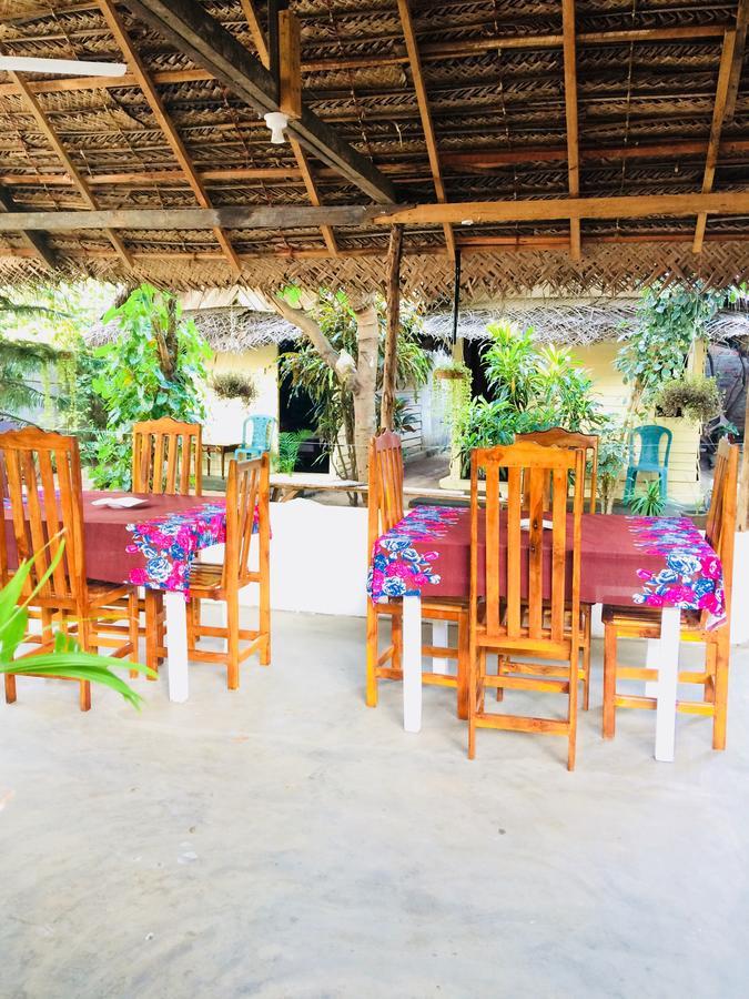 Tropicana Home Stay Arugam Bay Exterior photo